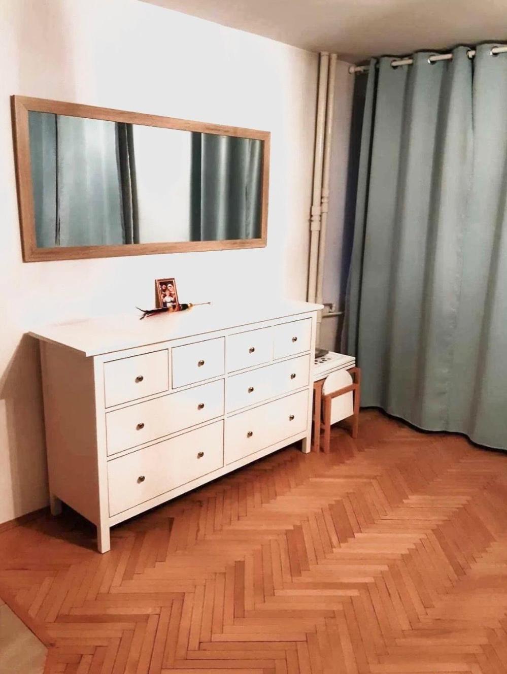 Entire Studio In Centrum Lägenhet Warszawa Exteriör bild