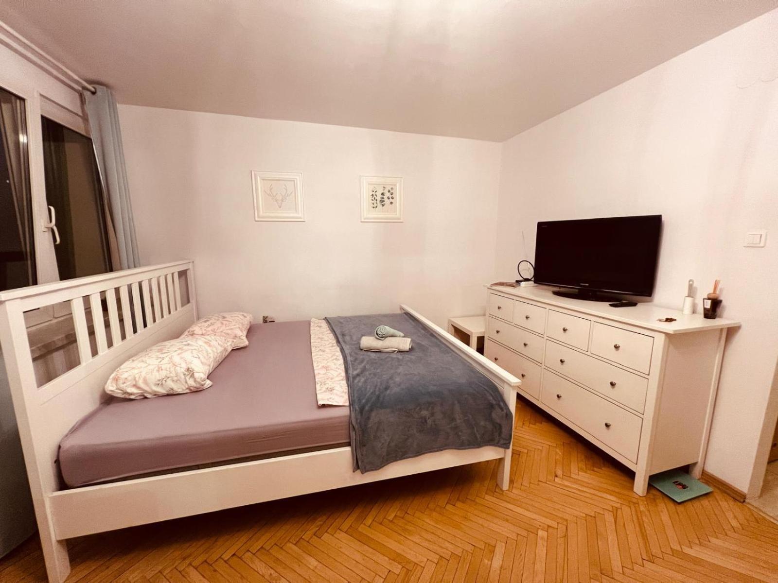 Entire Studio In Centrum Lägenhet Warszawa Exteriör bild